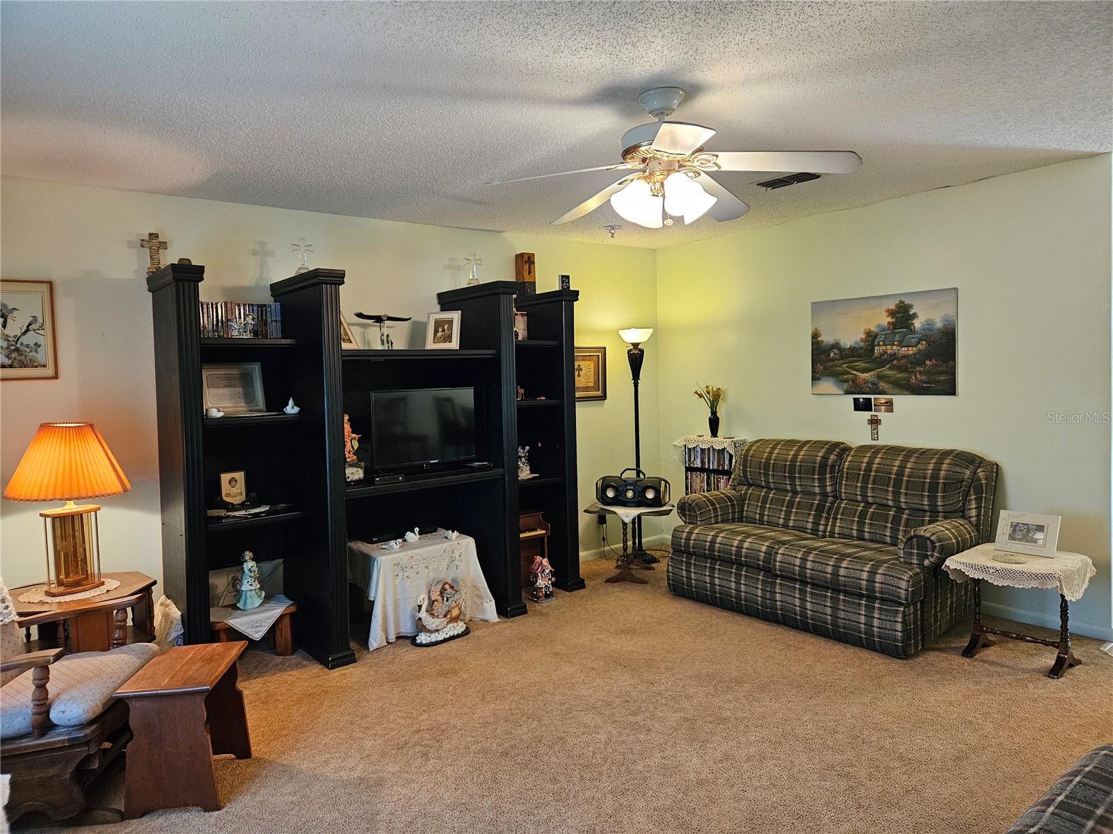 Image 8 of 39 For 2321 Tamarind Drive
