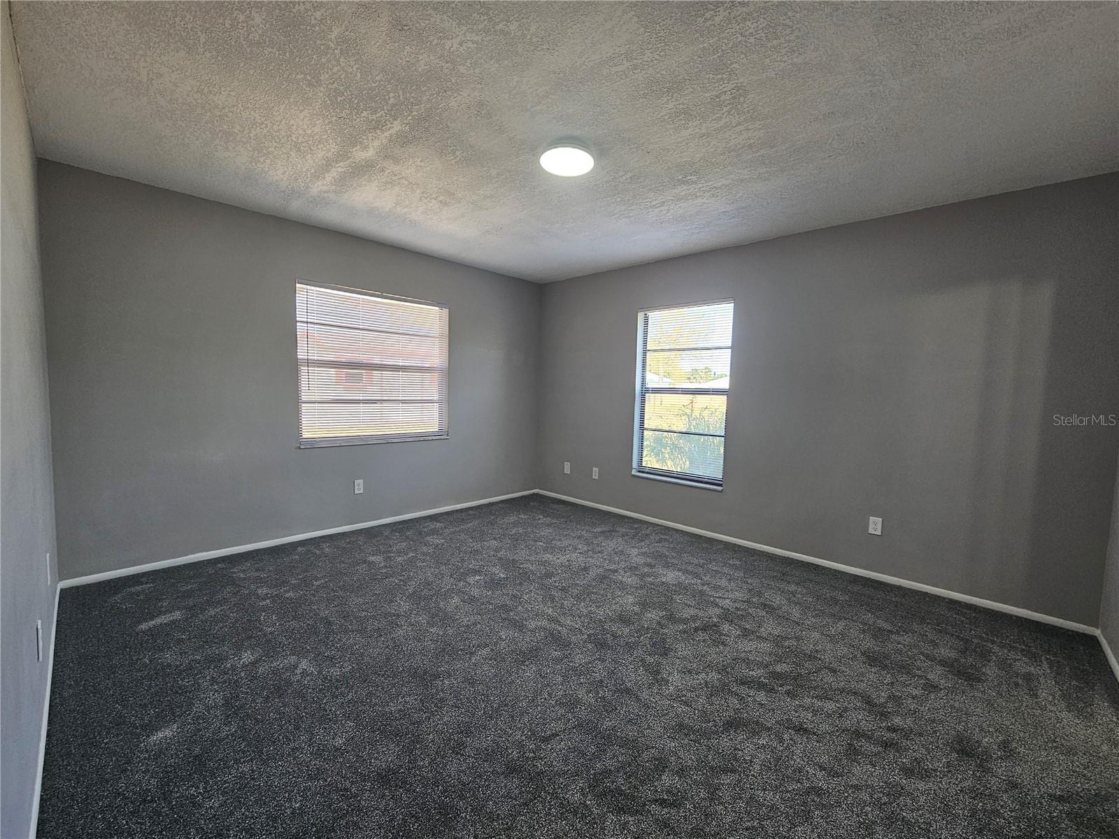 Image 13 of 37 For 801 Egret Court