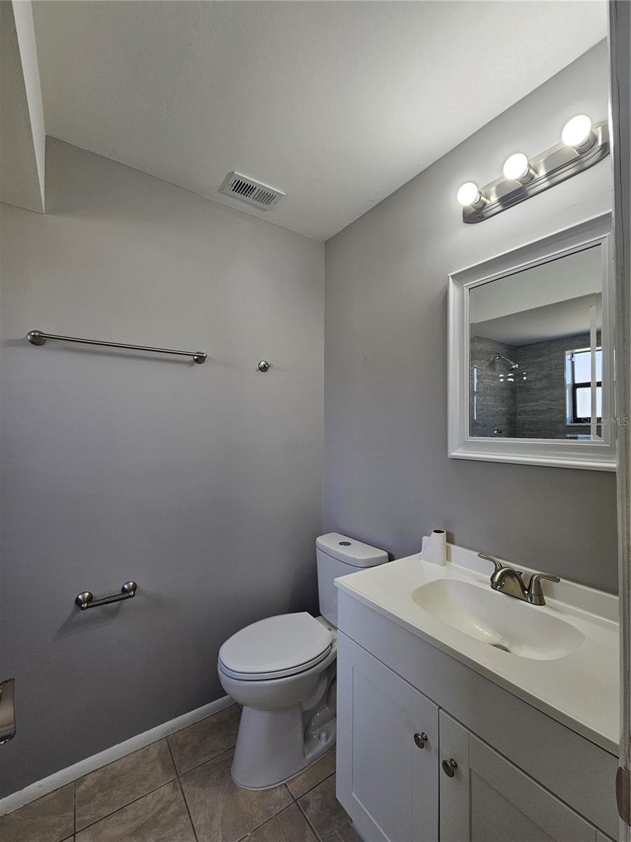 Image 18 of 37 For 801 Egret Court