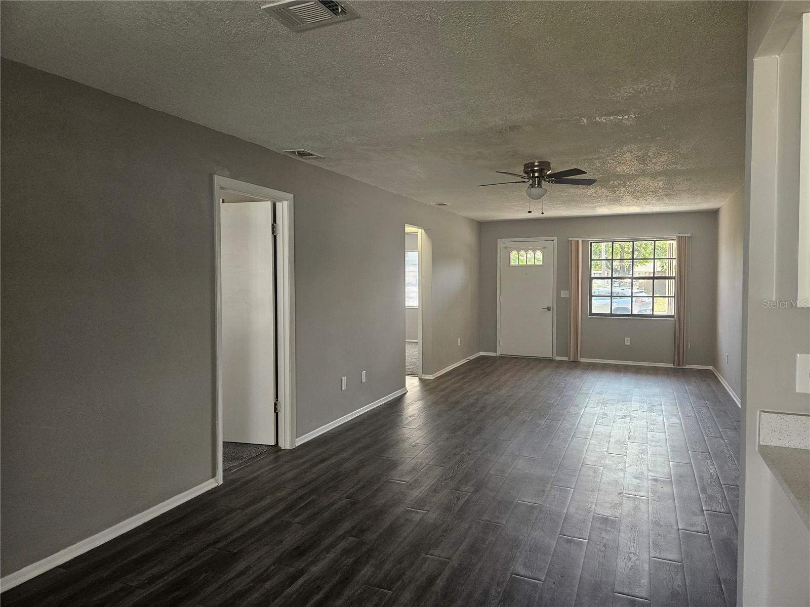 Image 3 of 37 For 801 Egret Court