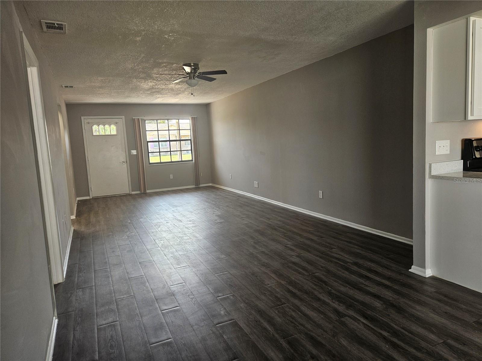 Image 4 of 37 For 801 Egret Court