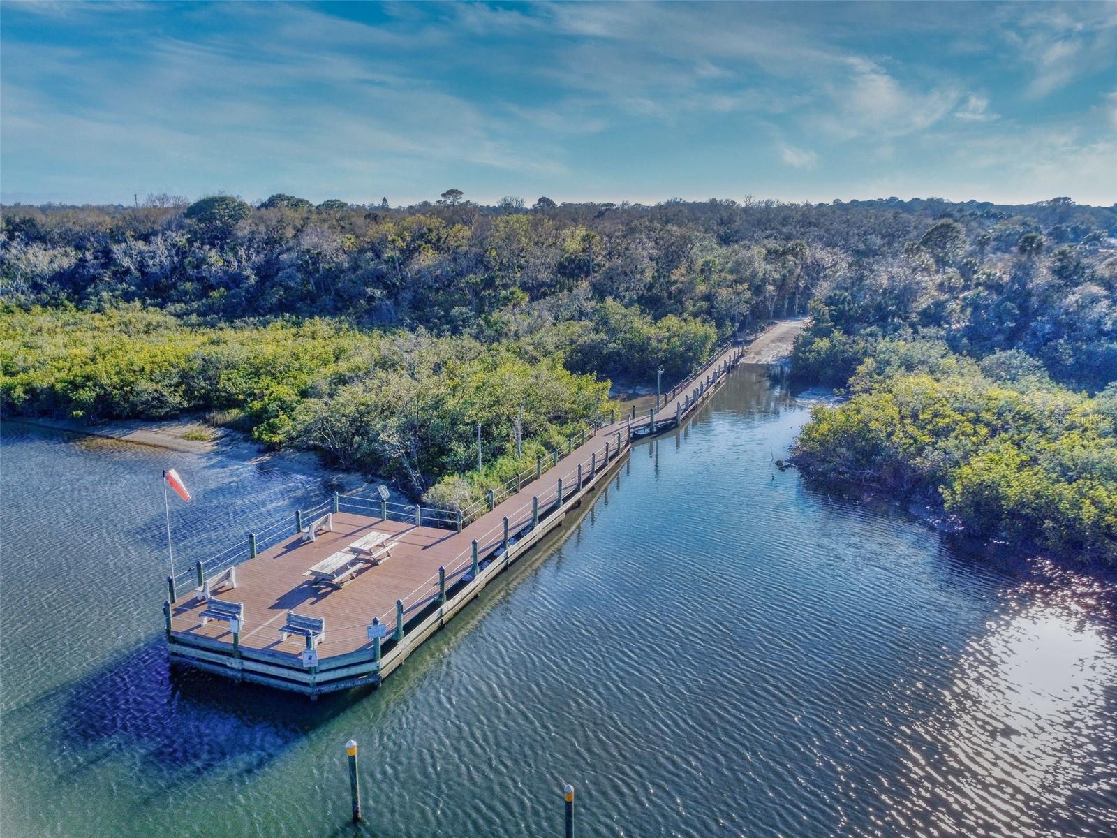 Image 43 of 47 For 705 Starboard Avenue