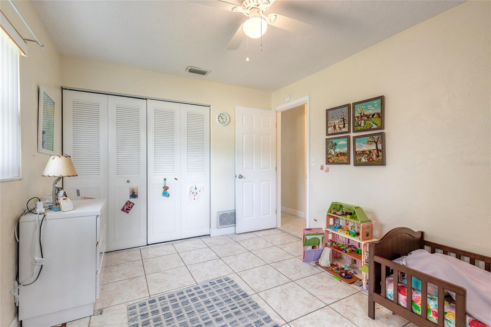 Image 22 of 45 For 222 Brittany Avenue