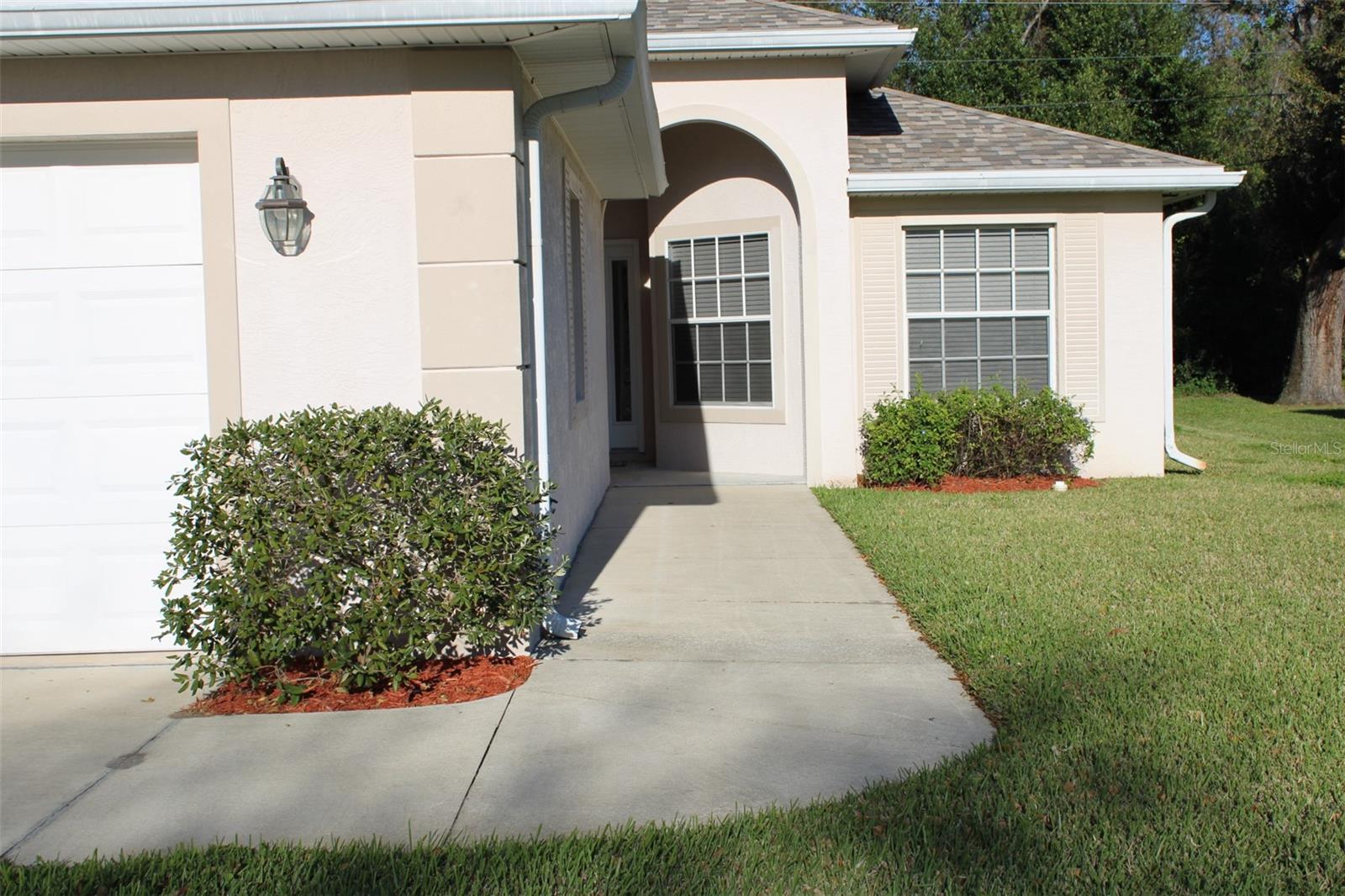 Image 3 of 32 For 2605 India Palm Drive