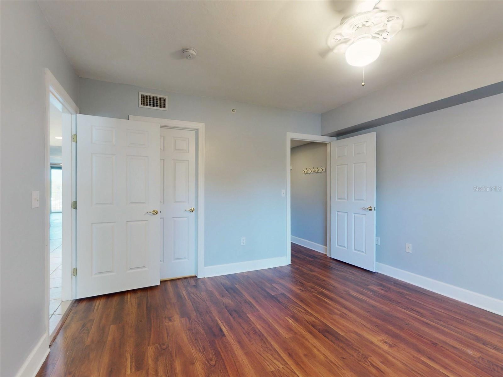 Image 16 of 98 For 430 Bouchelle Drive 202