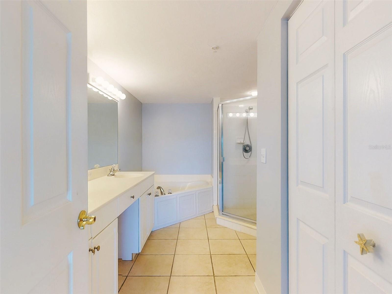 Image 39 of 98 For 430 Bouchelle Drive 202