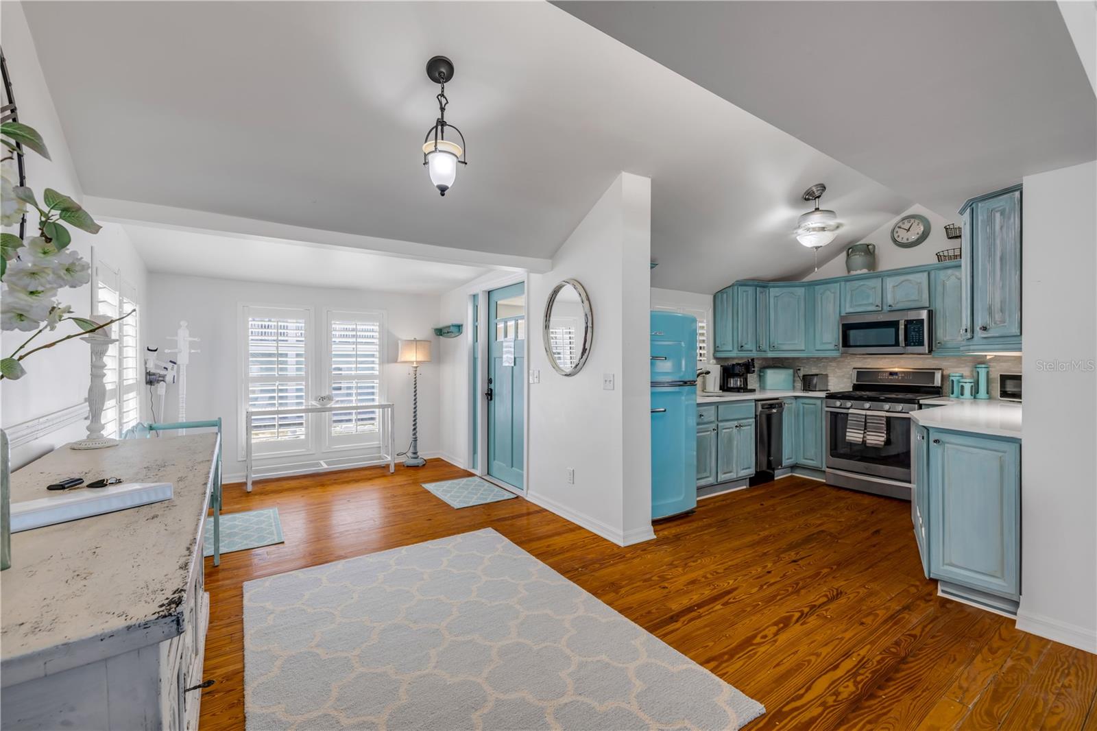 Image 18 of 87 For 1307 Hill Street