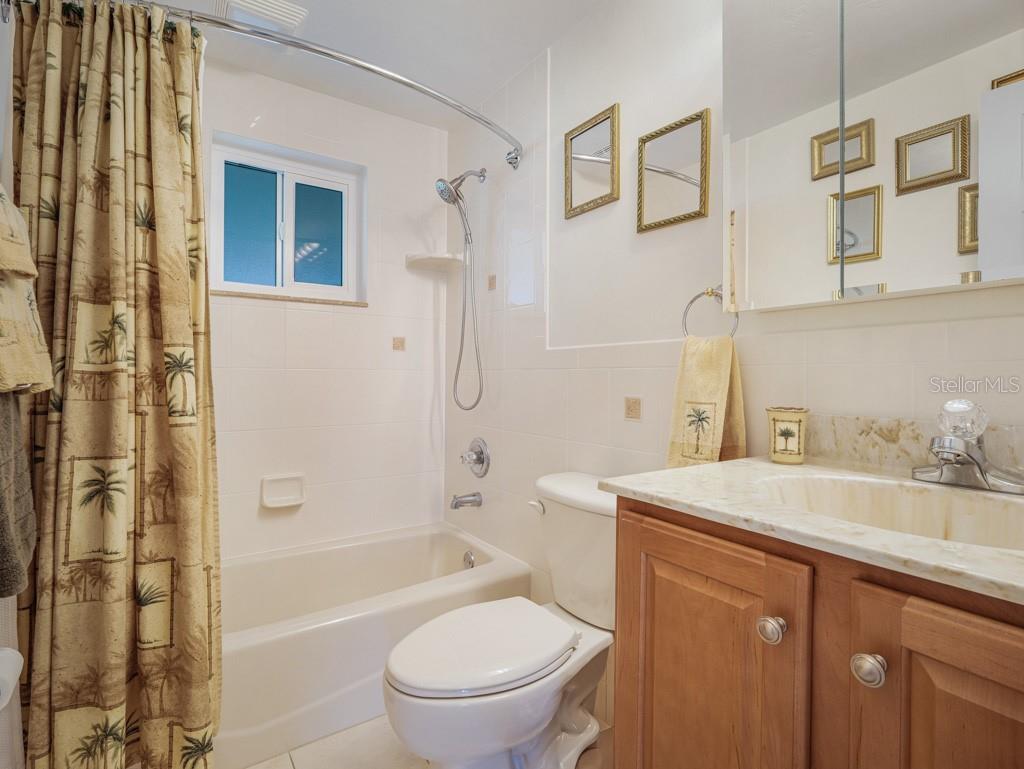 Image 26 of 39 For 3704 Schoolway Avenue