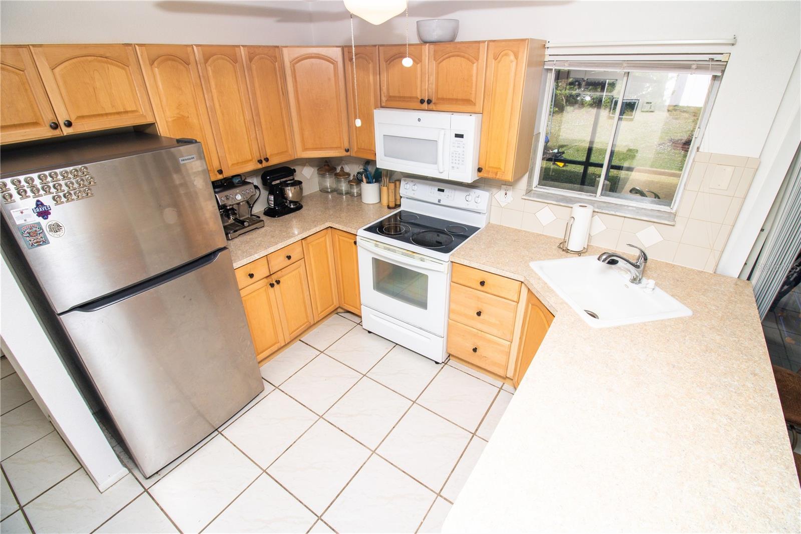 Image 8 of 24 For 7585 Kavanda Street