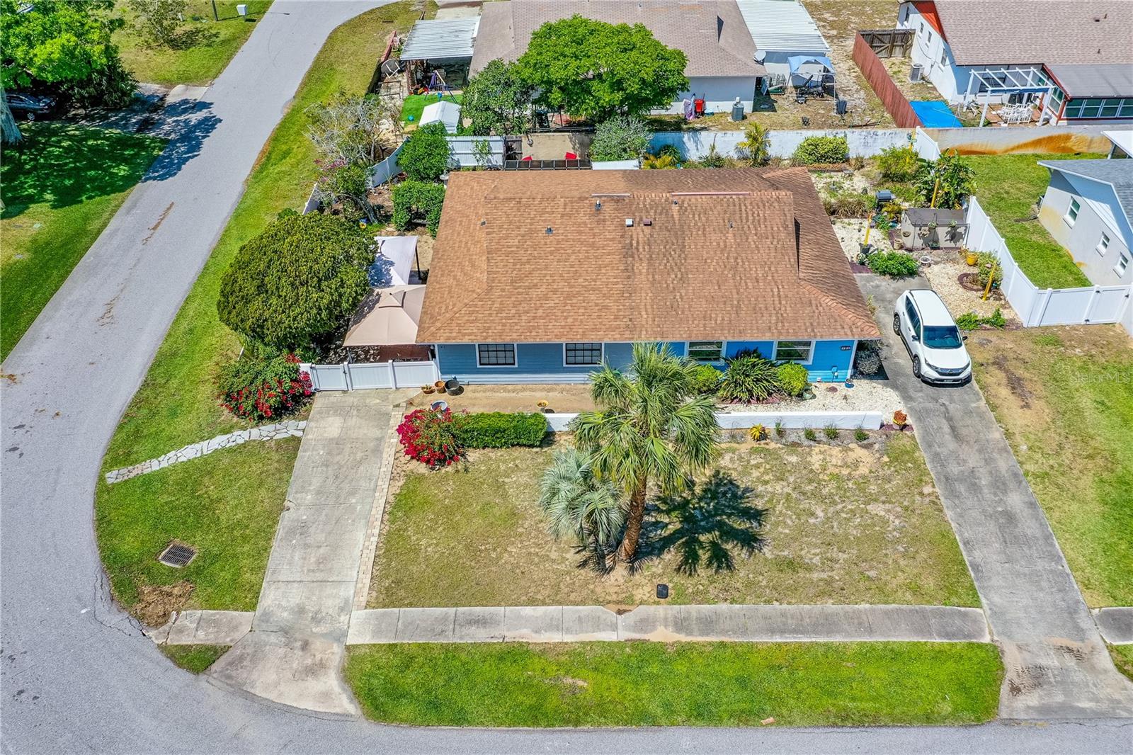 Image 29 of 33 For 411 Sea Gull Court
