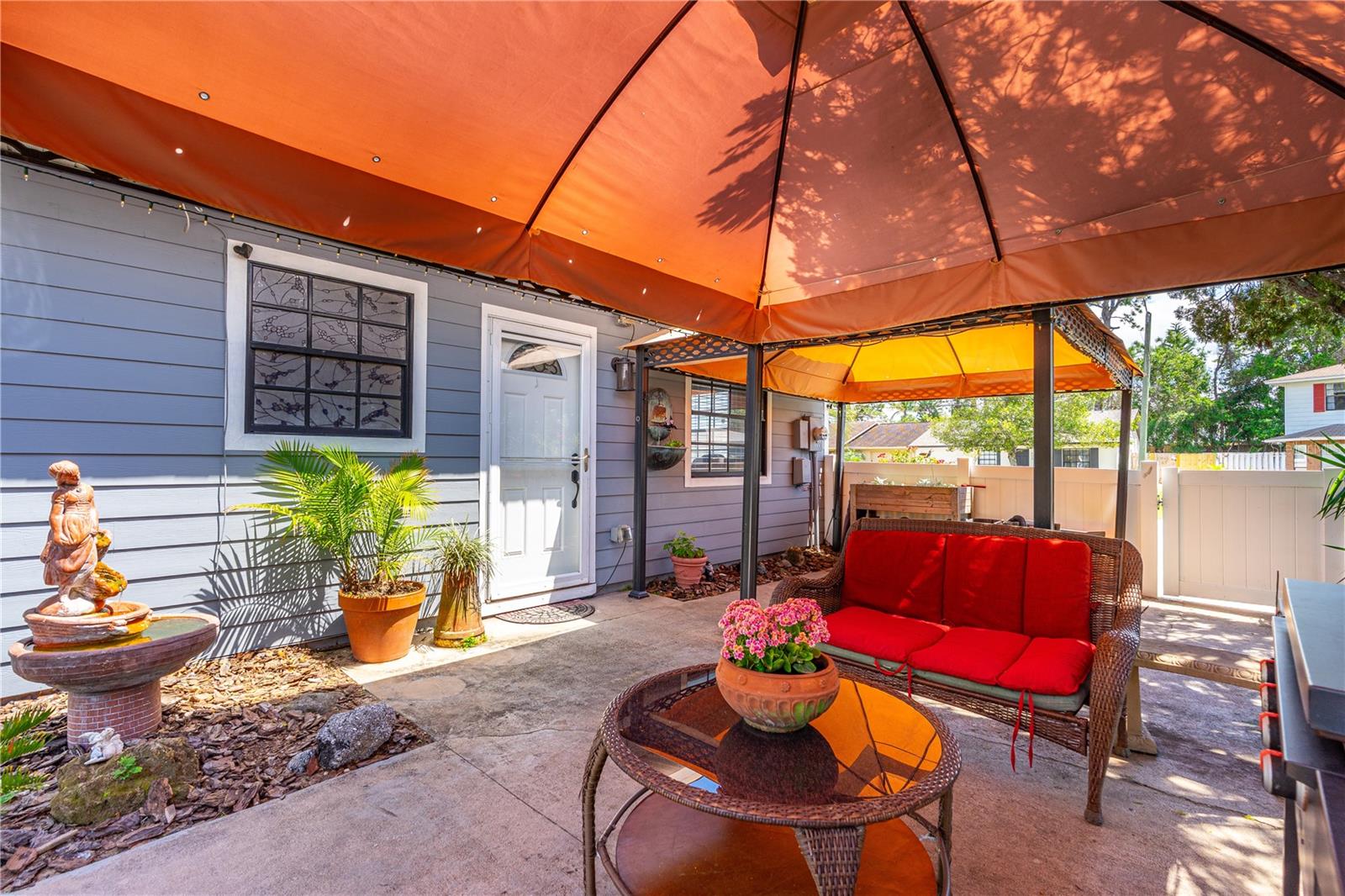 Image 6 of 33 For 411 Sea Gull Court
