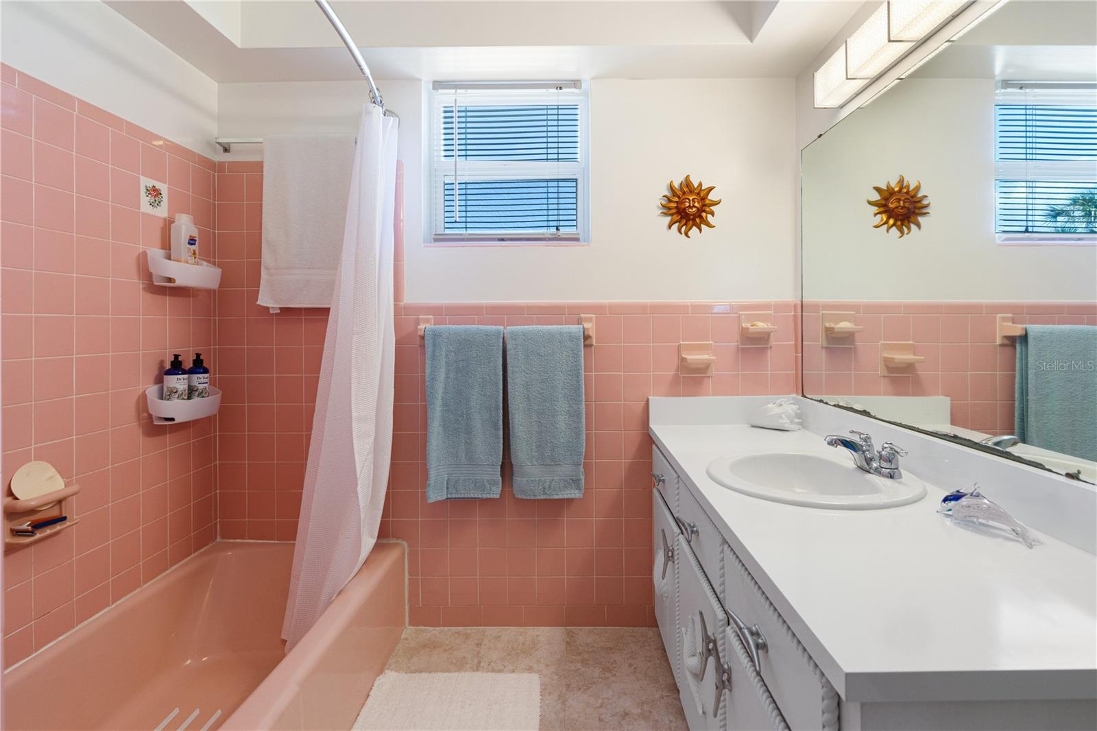 Image 14 of 44 For 4262 Cardinal Boulevard