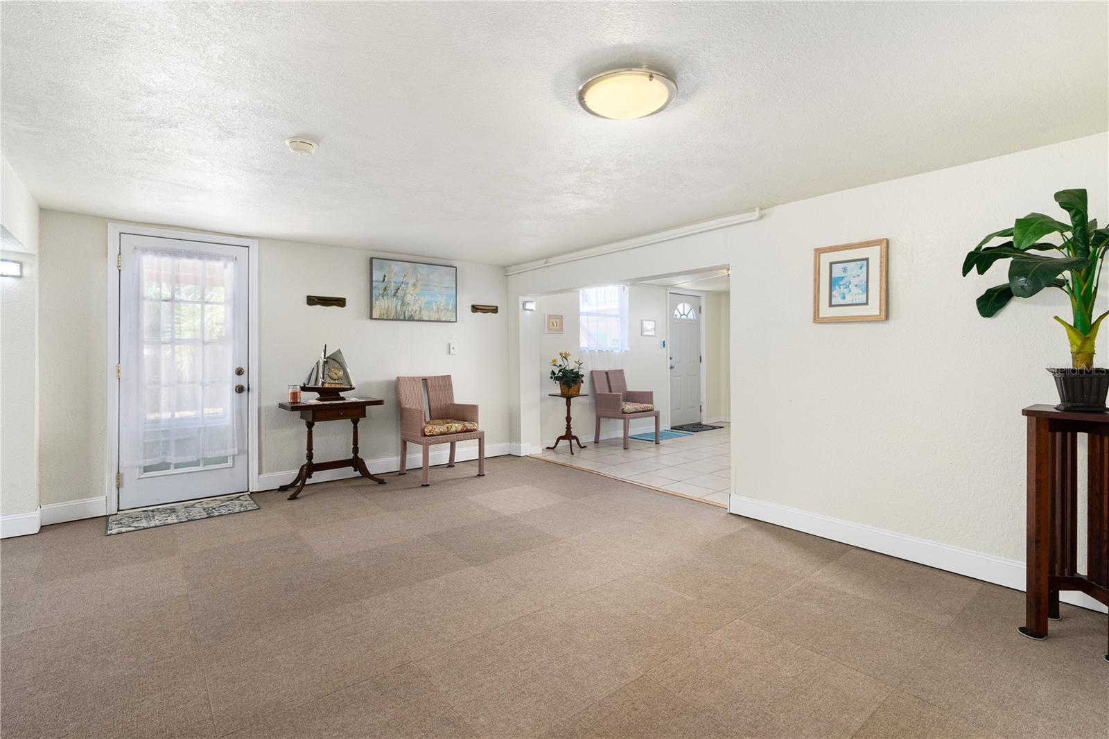 Image 19 of 44 For 4262 Cardinal Boulevard