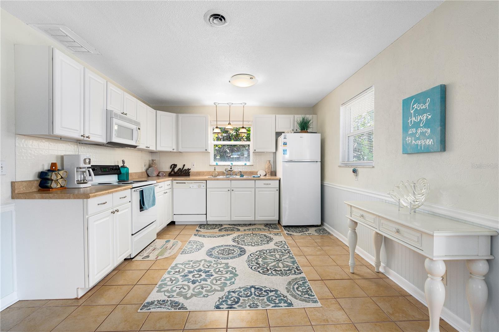 Image 7 of 44 For 4262 Cardinal Boulevard