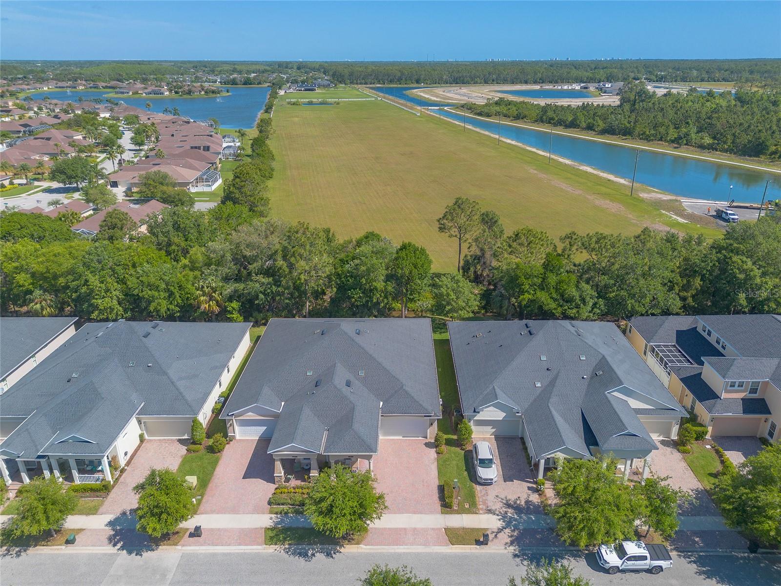 Image 9 of 43 For 3331 Torre Boulevard