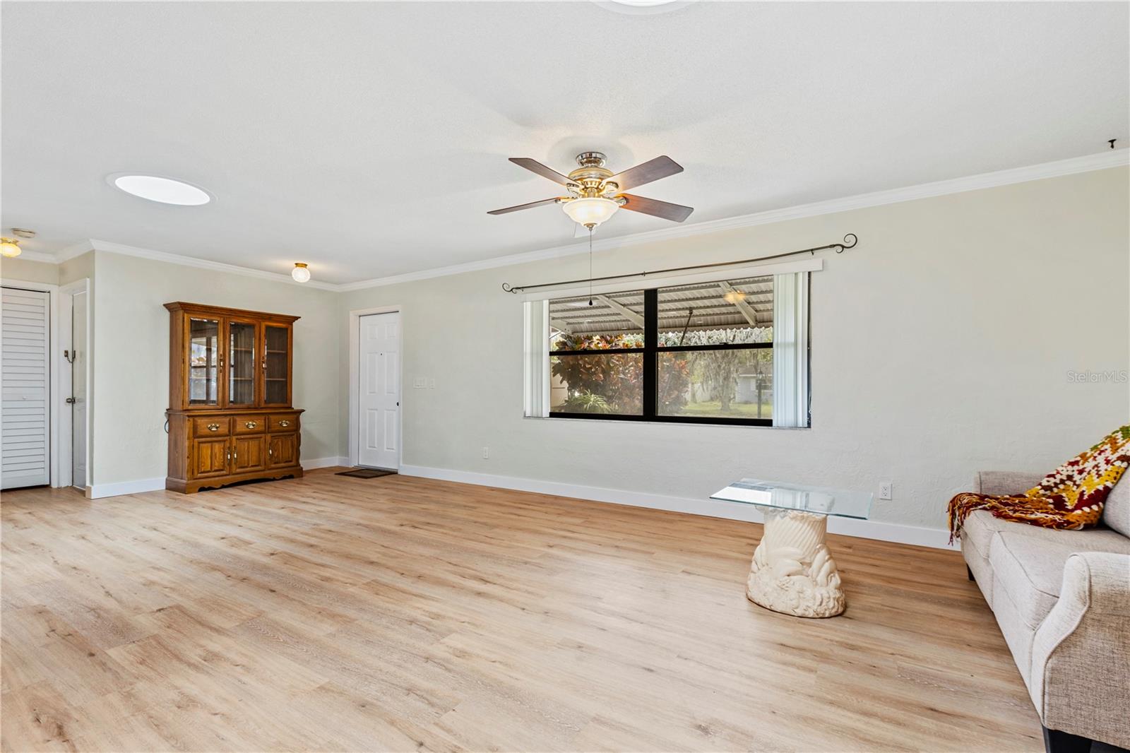 Image 4 of 28 For 1855 Pine Tree Drive