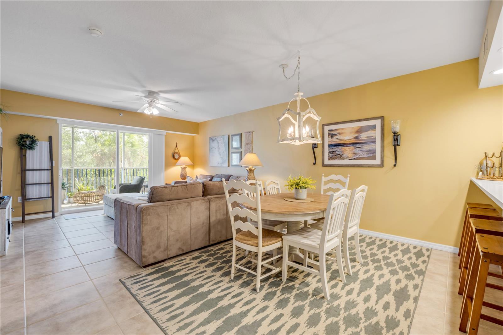 Image 10 of 74 For 5300 Atlantic Avenue 16-205