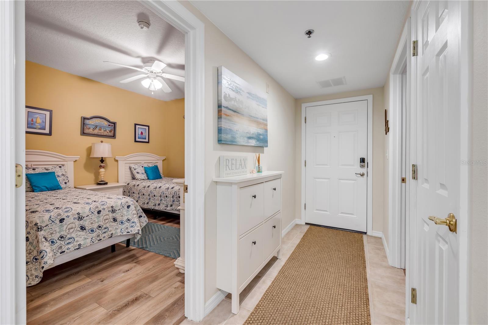 Image 20 of 74 For 5300 Atlantic Avenue 16-205