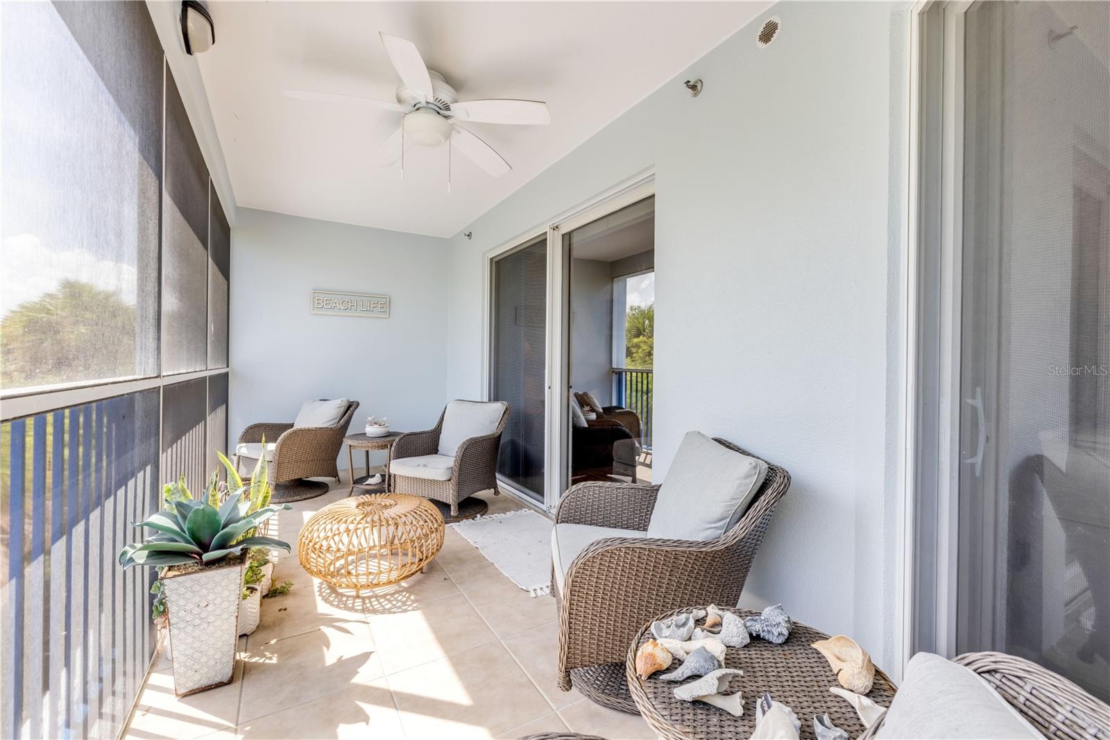 Image 37 of 74 For 5300 Atlantic Avenue 16-205