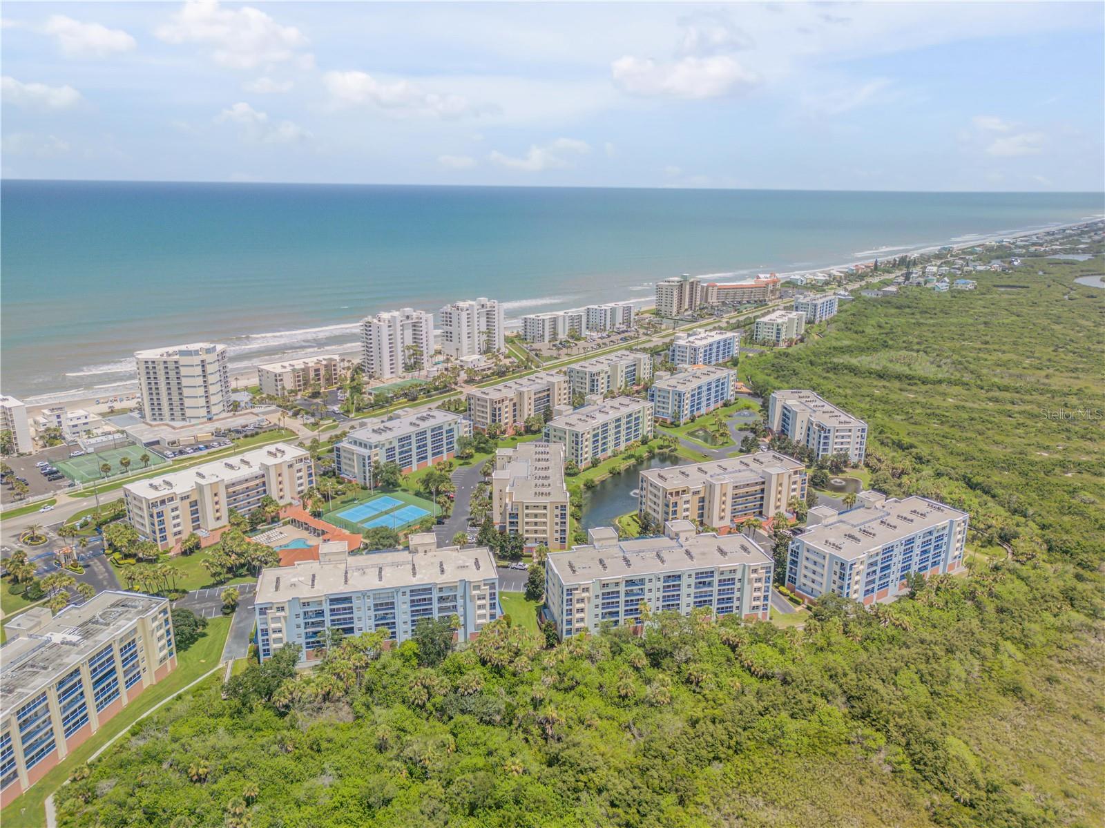 Image 40 of 74 For 5300 Atlantic Avenue 16-205