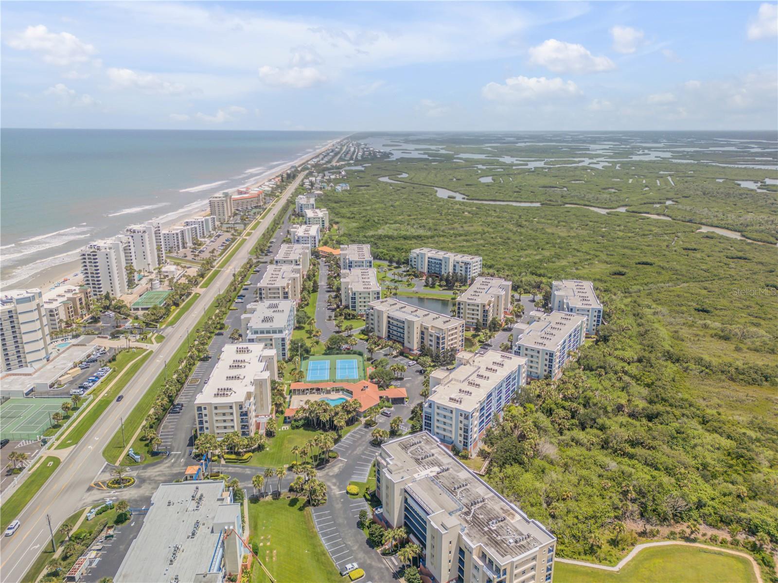 Image 45 of 74 For 5300 Atlantic Avenue 16-205