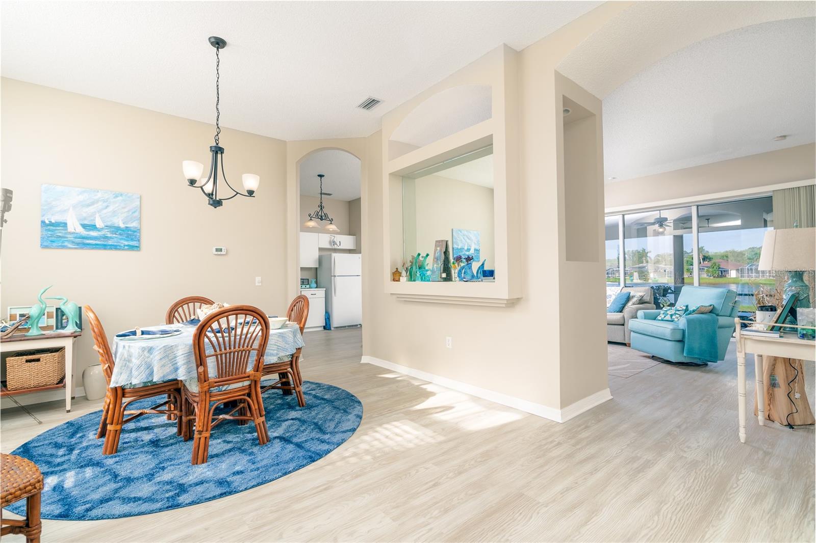 Image 7 of 31 For 6403 Adrianne Court