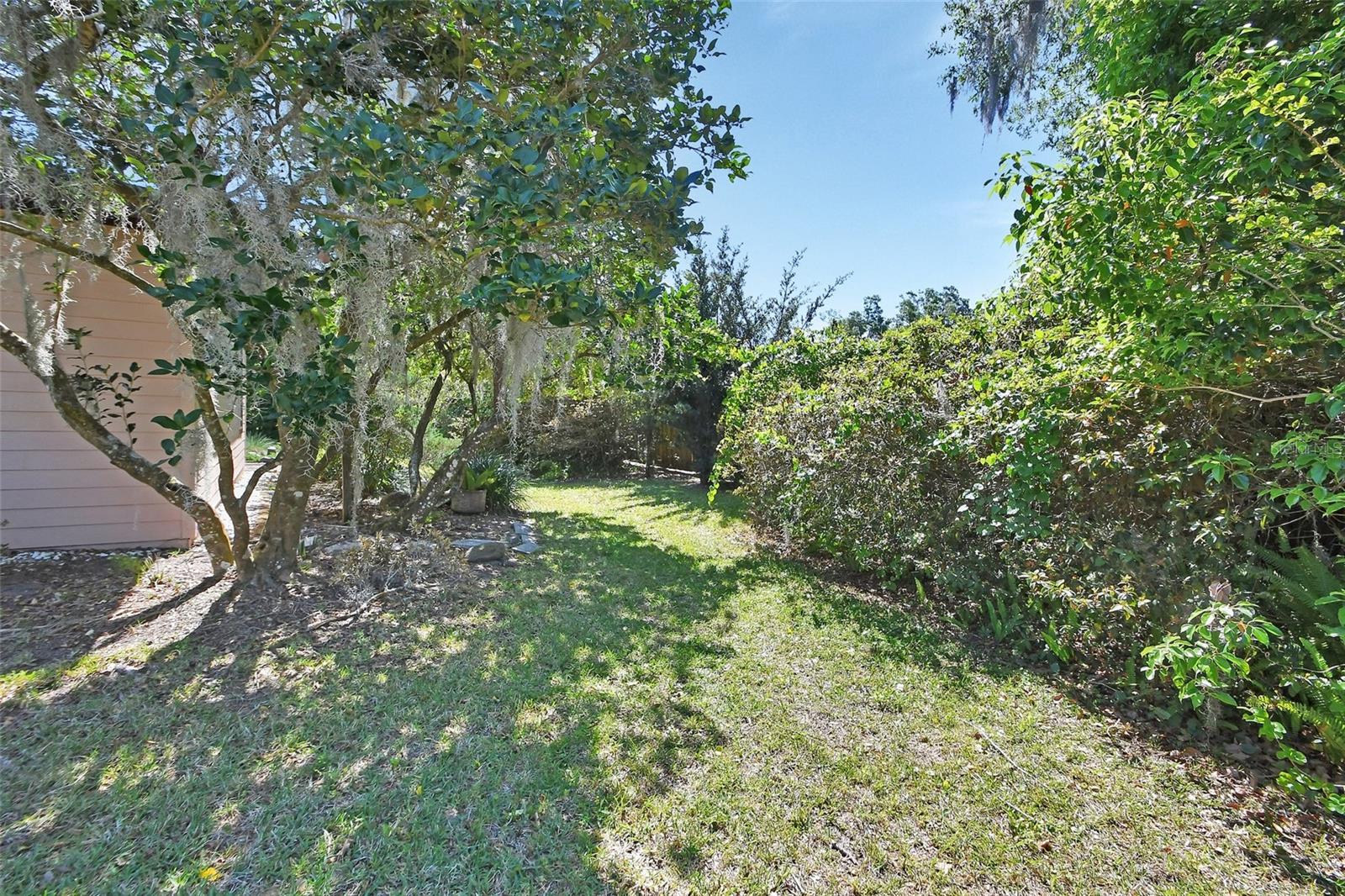 Image 36 of 36 For 1105 Burgoyne Road