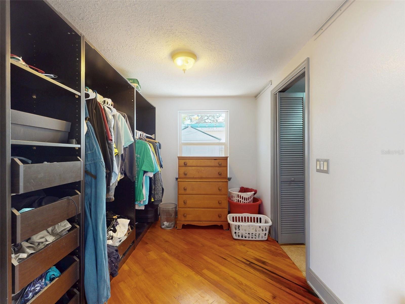 Image 36 of 78 For 650 Pine Street