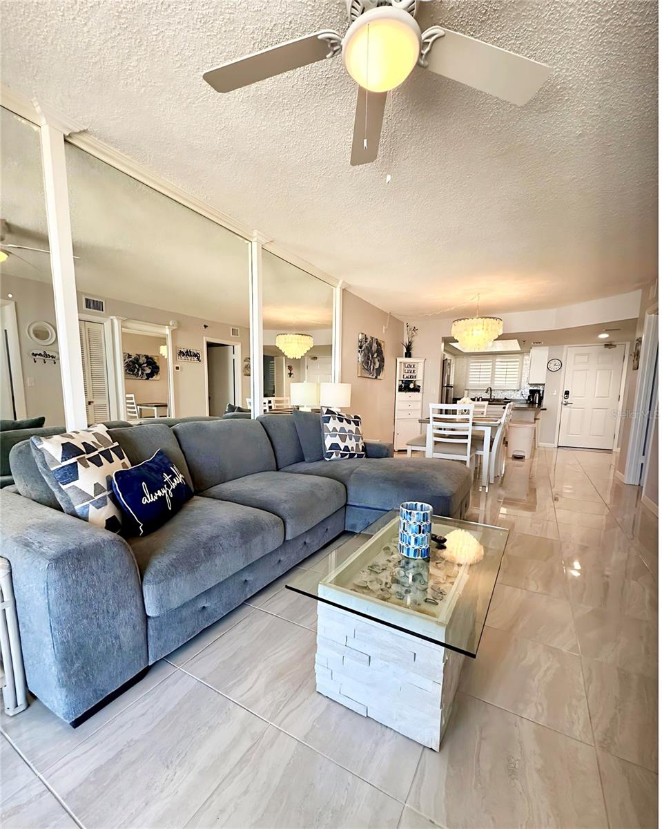 Image 5 of 10 For 421 Atlantic Avenue 409