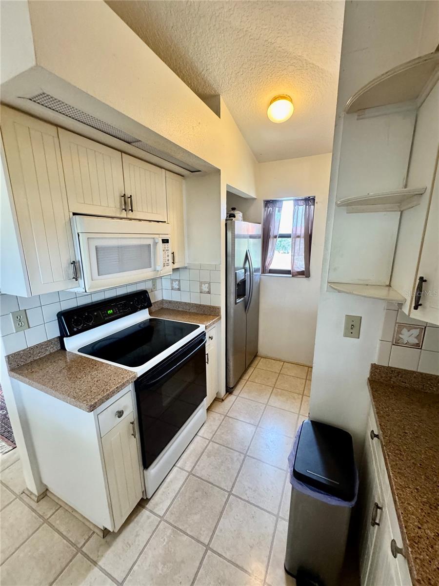 Image 6 of 33 For 445 Bouchelle Drive 301