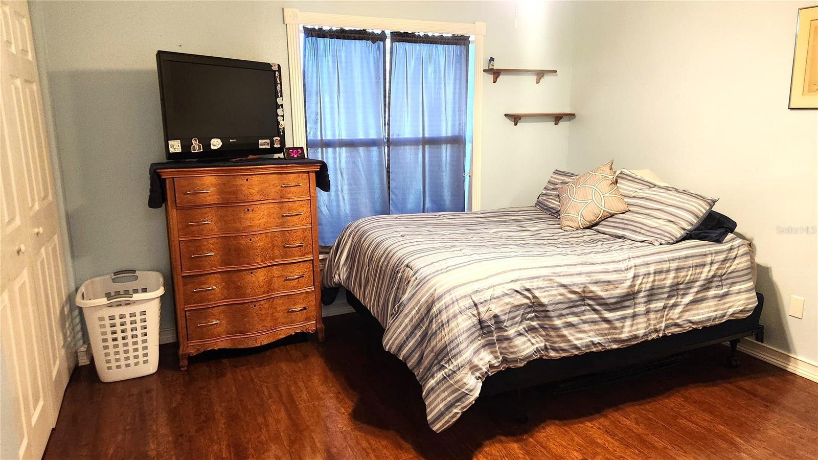 Image 11 of 23 For 2820 Tamarind Drive
