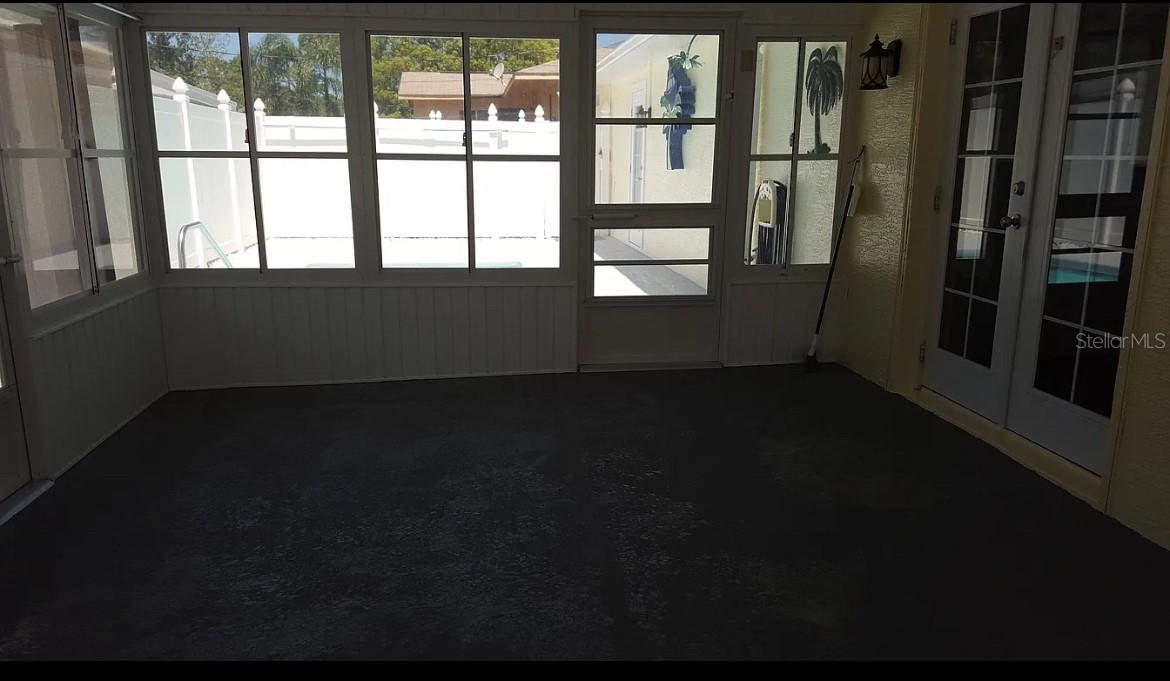 Image 17 of 23 For 2820 Tamarind Drive