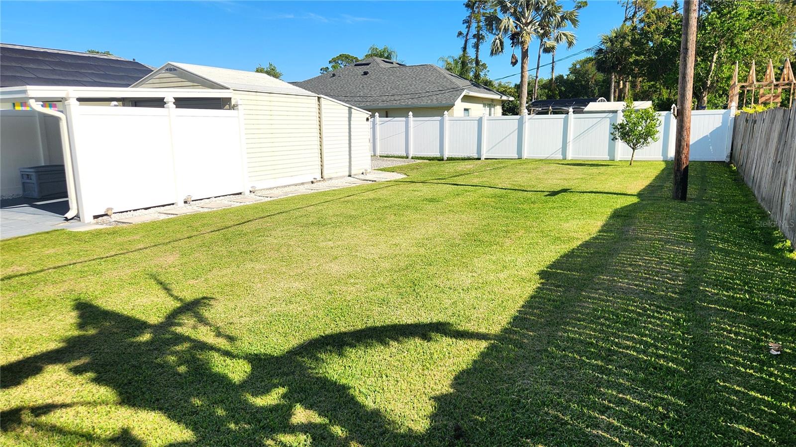 Image 20 of 23 For 2820 Tamarind Drive