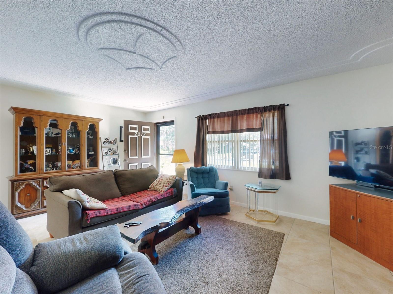 Image 16 of 75 For 2218 Orange Tree Drive