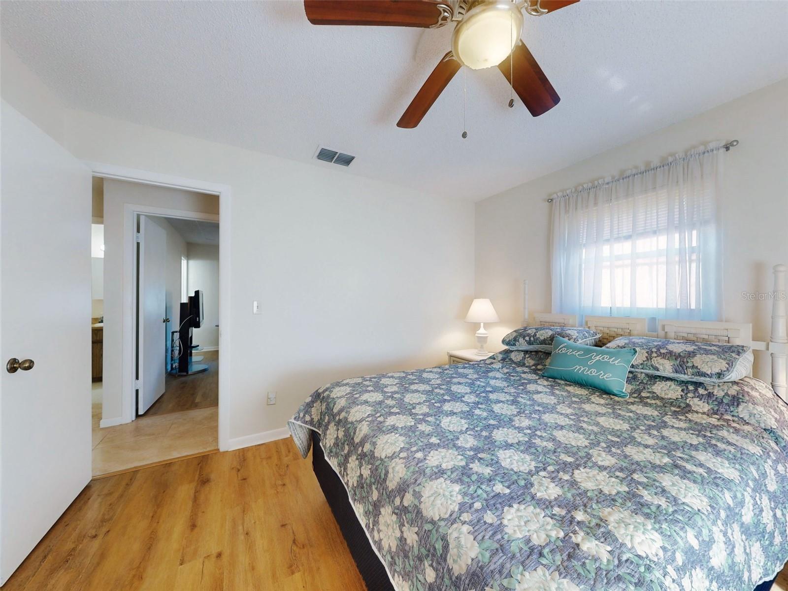 Image 40 of 75 For 2218 Orange Tree Drive