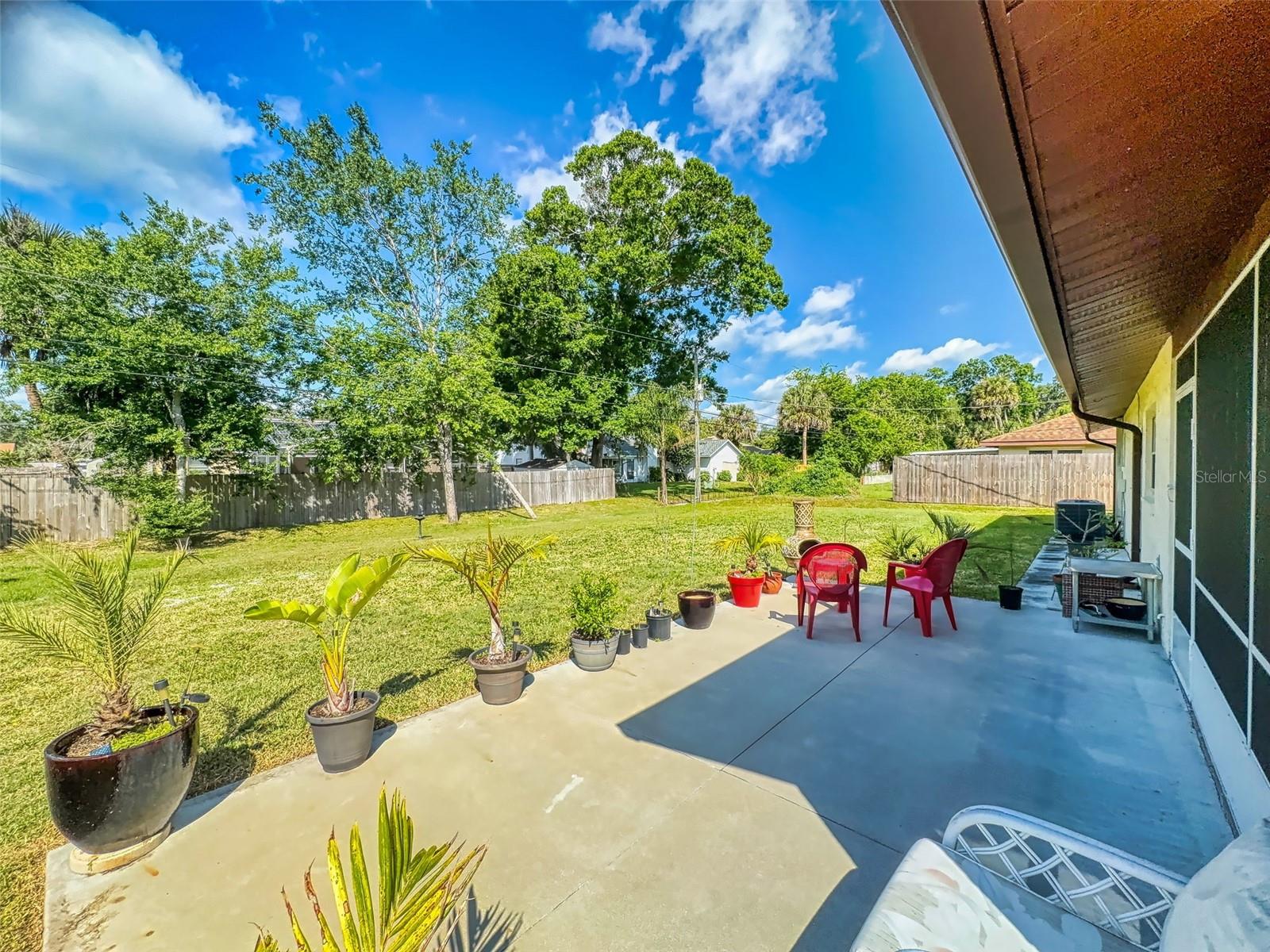 Image 7 of 75 For 2218 Orange Tree Drive