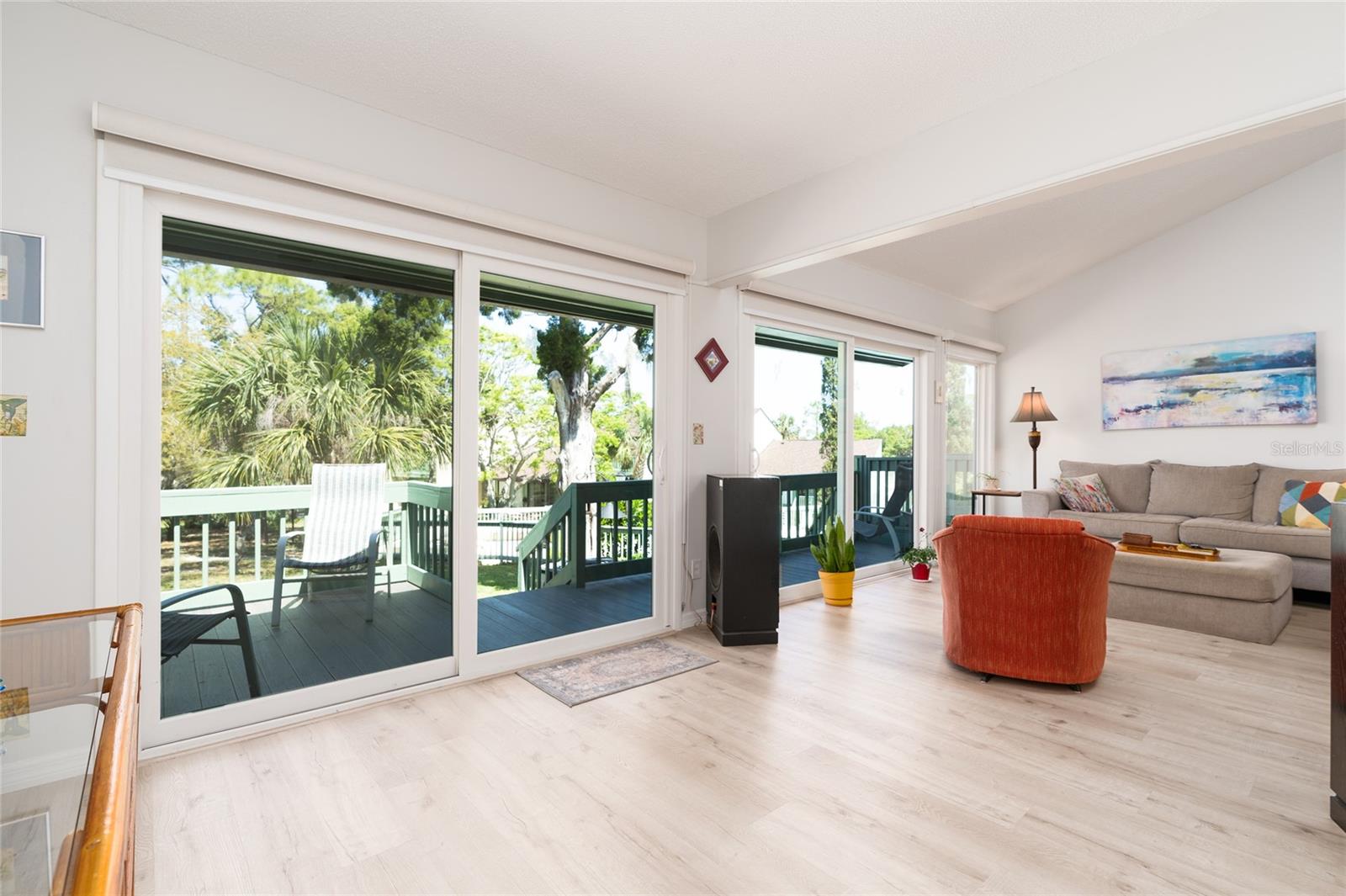Image 12 of 47 For 189 Club House Boulevard 189