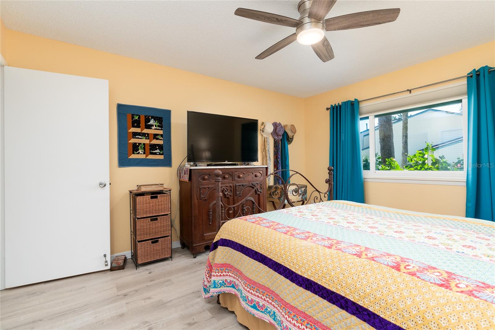 Image 16 of 47 For 189 Club House Boulevard 189