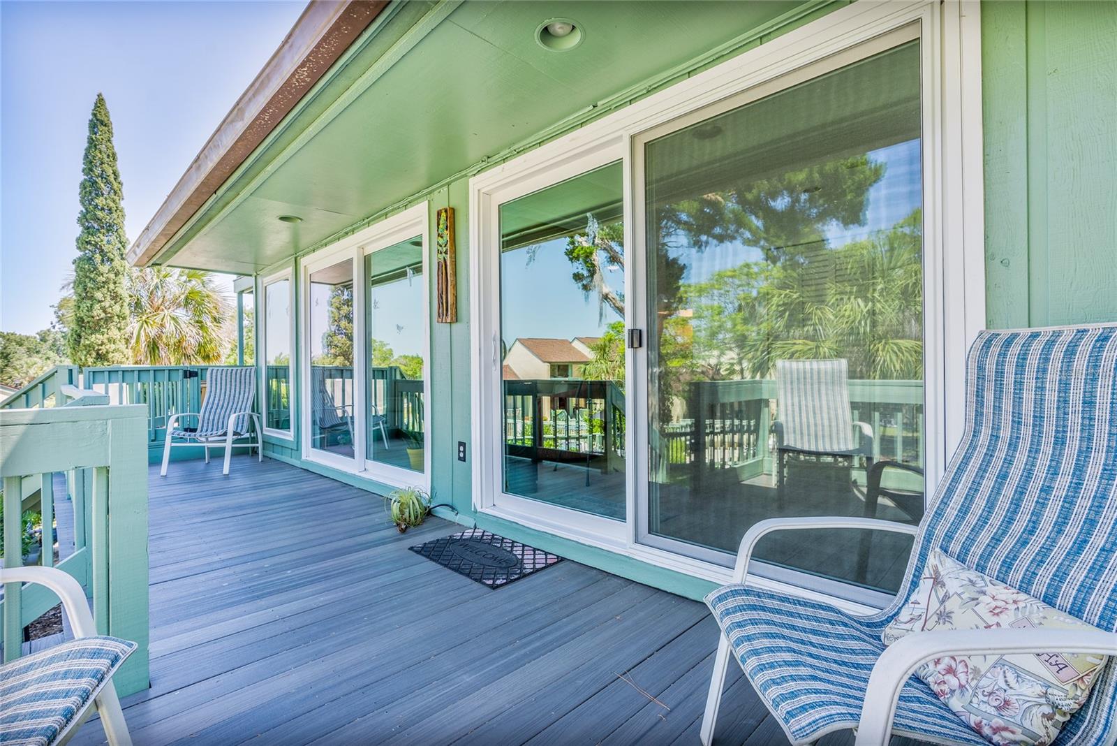 Image 21 of 47 For 189 Club House Boulevard 189