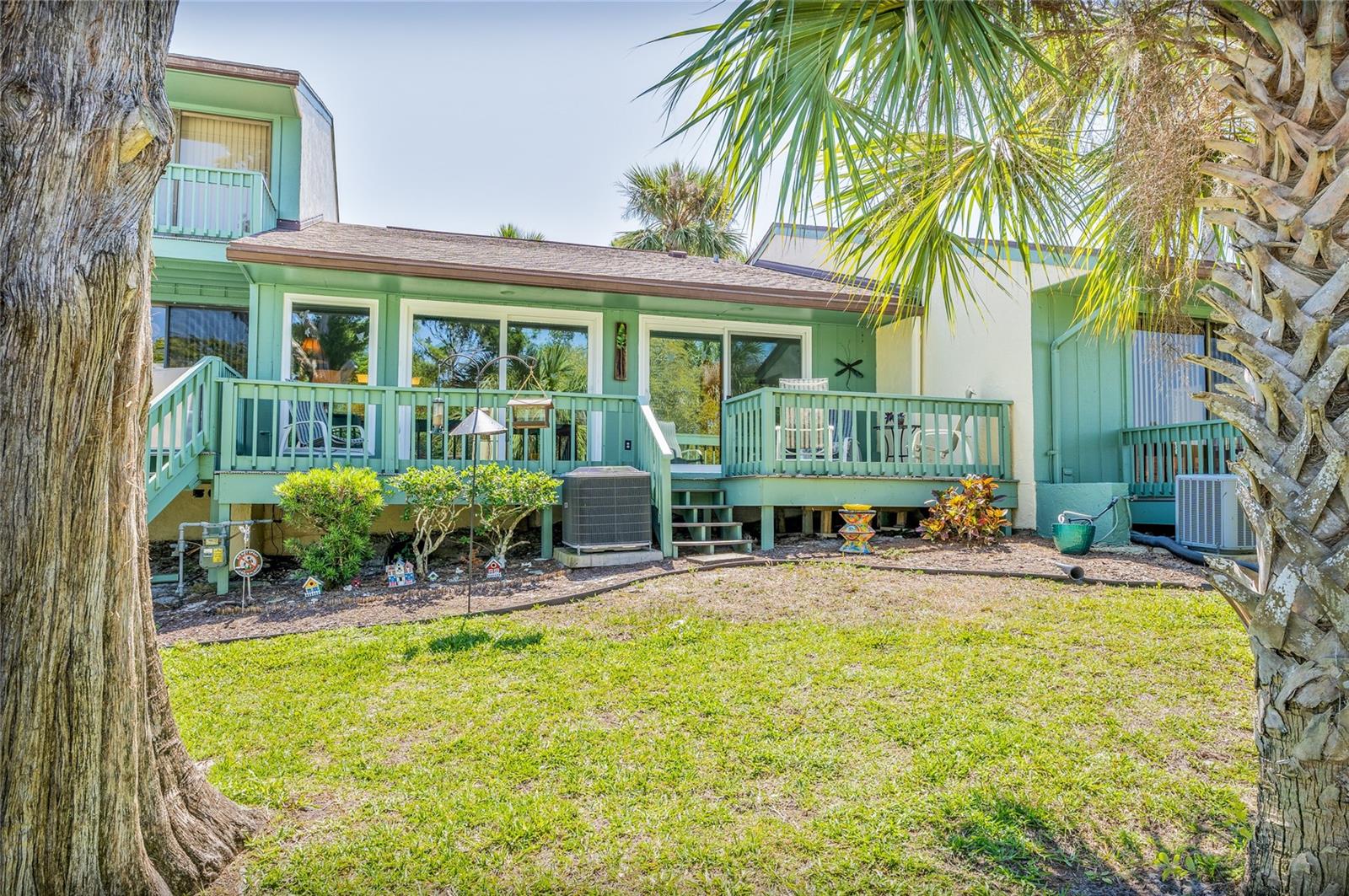 Image 24 of 47 For 189 Club House Boulevard 189