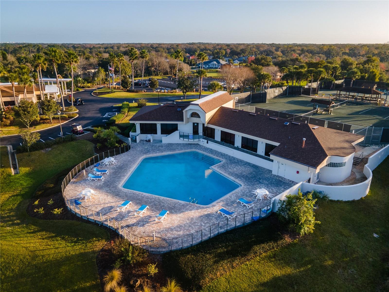 Image 34 of 47 For 189 Club House Boulevard 189