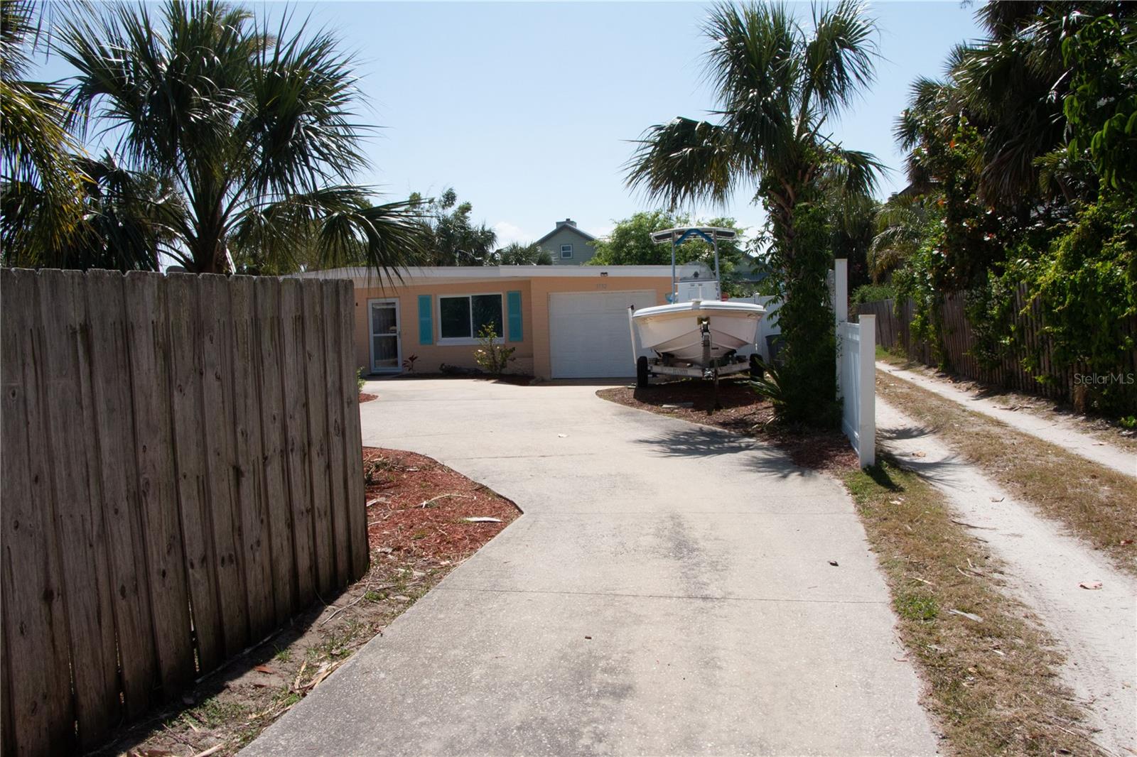 Image 2 of 35 For 3732 Cardinal Boulevard