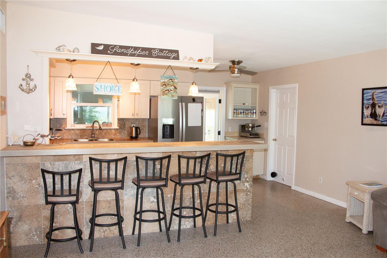 Image 4 of 35 For 3732 Cardinal Boulevard
