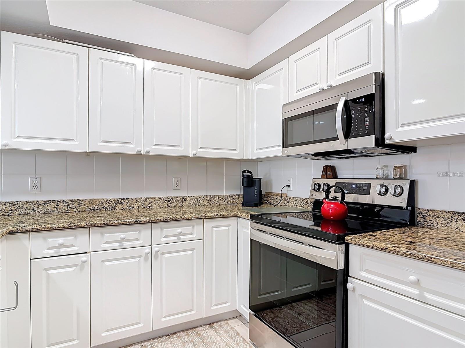 Image 14 of 62 For 5300 Atlantic Avenue 3-405