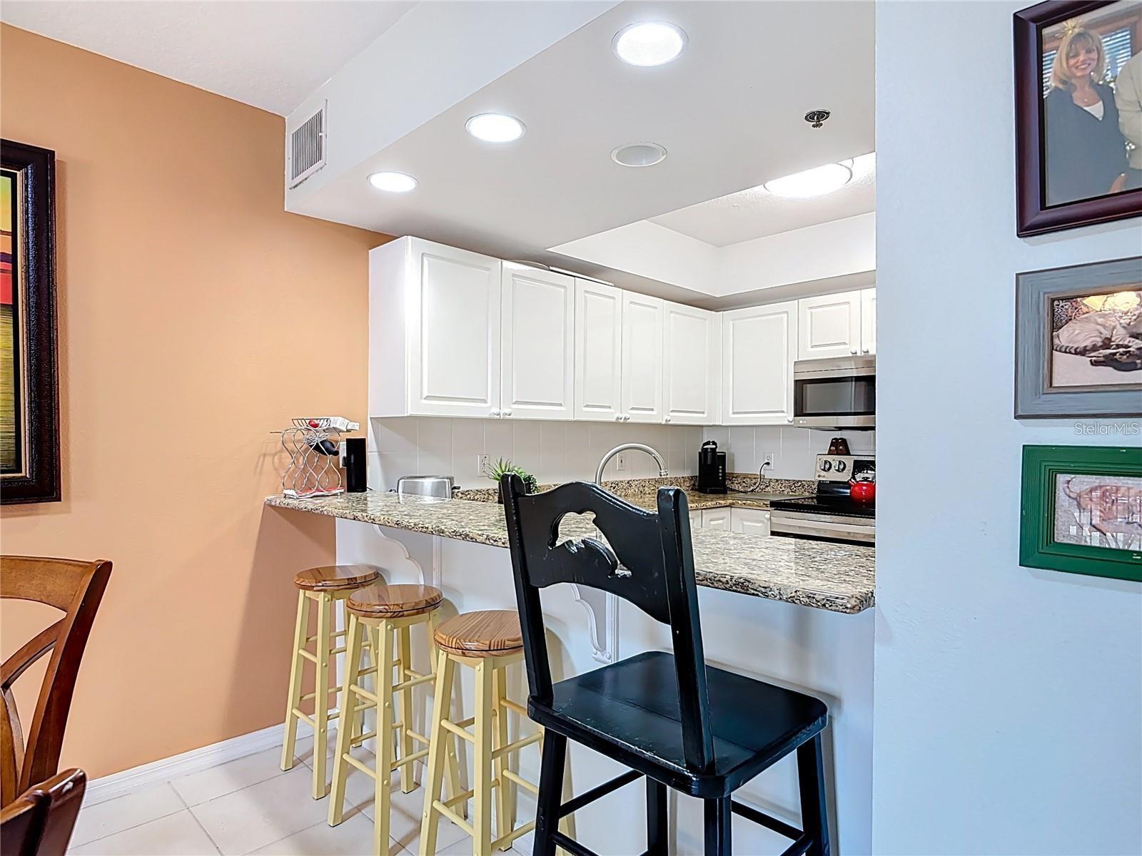 Image 17 of 62 For 5300 Atlantic Avenue 3-405
