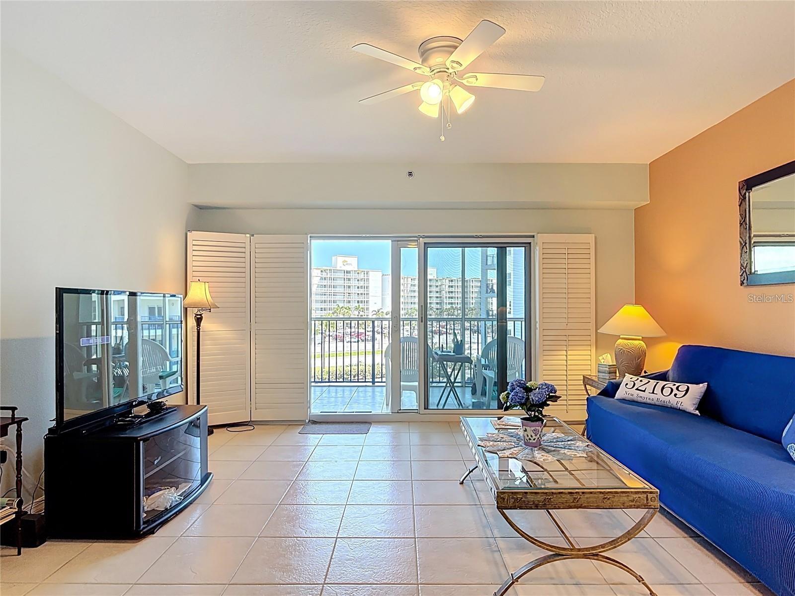 Image 25 of 62 For 5300 Atlantic Avenue 3-405