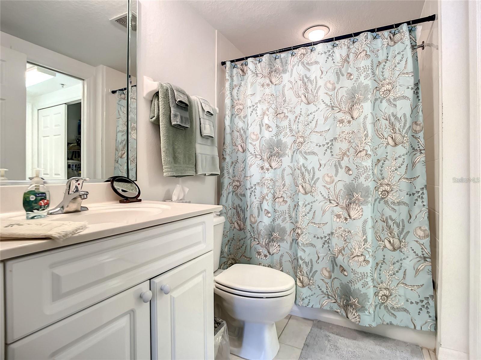 Image 35 of 62 For 5300 Atlantic Avenue 3-405