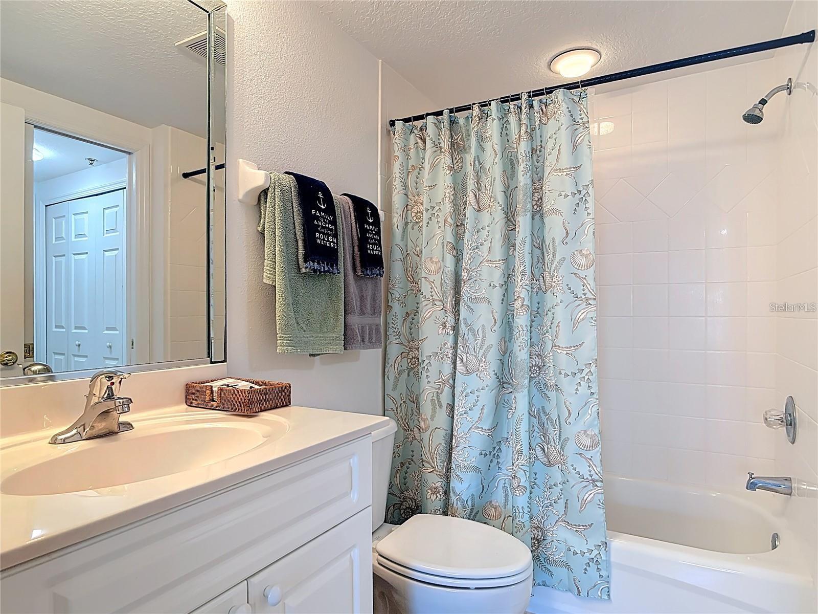 Image 37 of 62 For 5300 Atlantic Avenue 3-405
