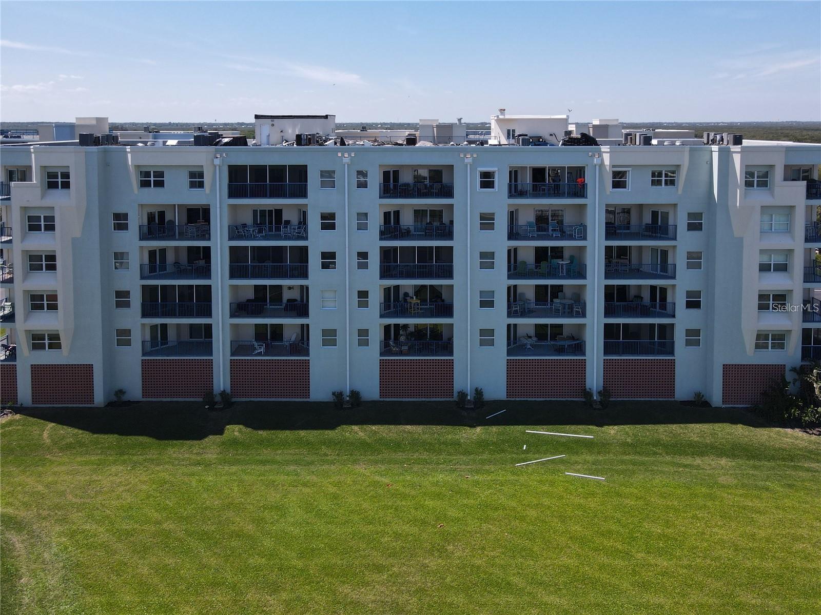 Image 44 of 62 For 5300 Atlantic Avenue 3-405