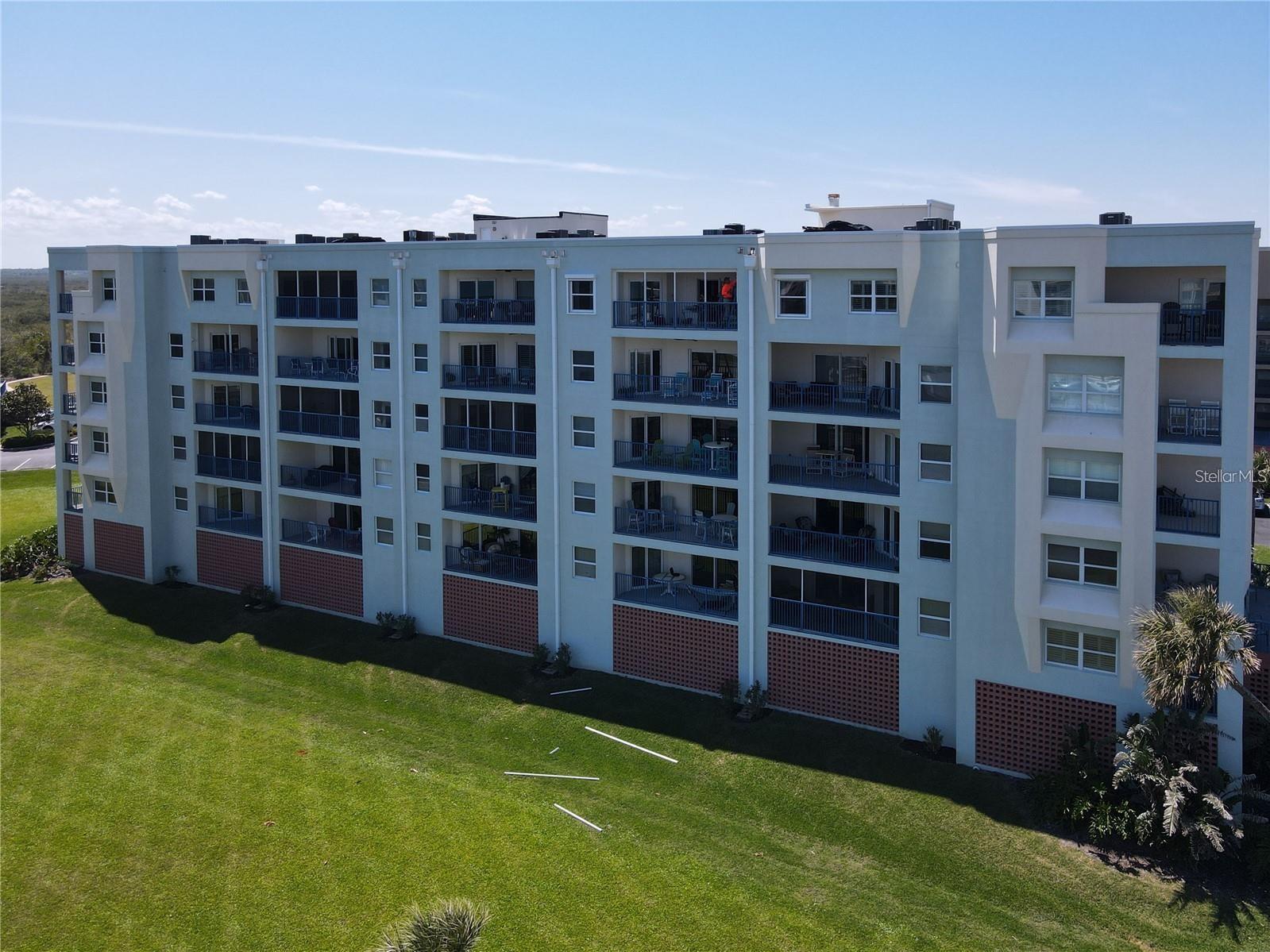 Image 45 of 62 For 5300 Atlantic Avenue 3-405
